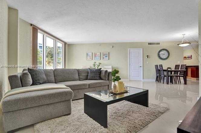 Small Image of 3001 SOUTH OCEAN DR #321, Hollywood Number 15