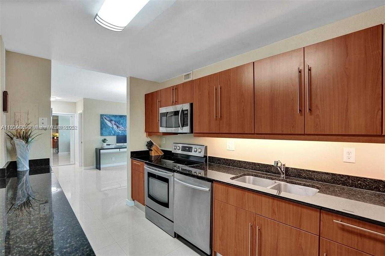 Small Image of 3001 SOUTH OCEAN DR #321, Hollywood Number 20