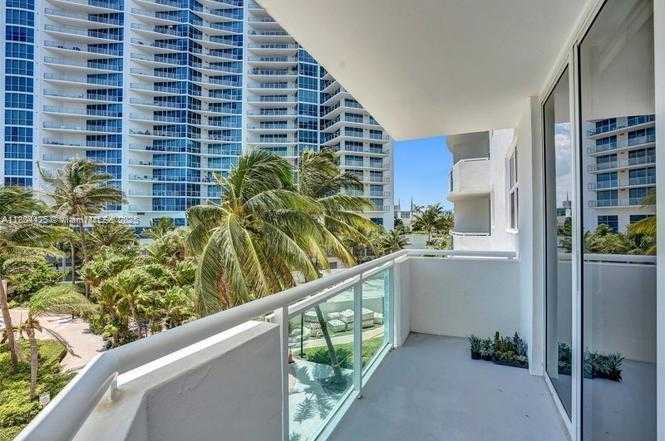 Small Image of 3001 SOUTH OCEAN DR #321, Hollywood Number 3