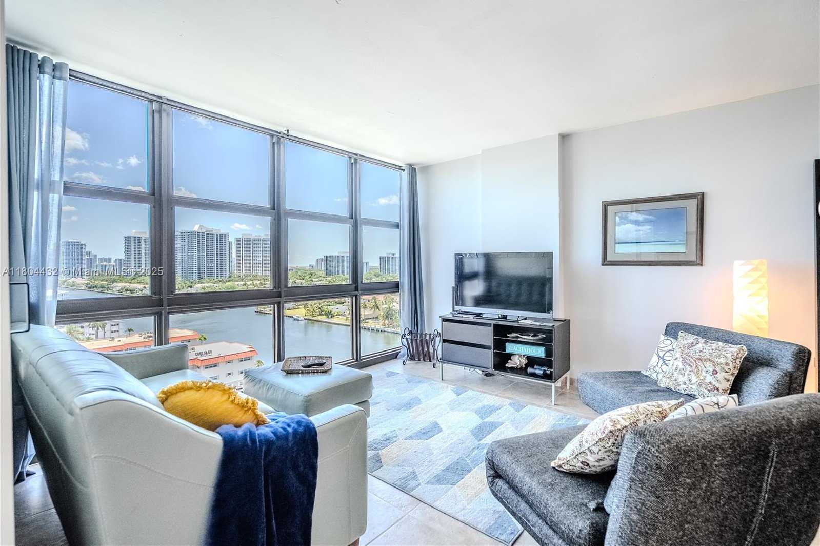 Small Image of 2017 SOUTH OCEAN DR #1404, Hallandale Beach Number 12