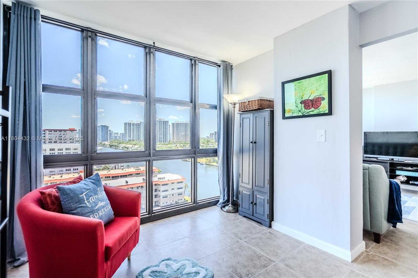 Small Image of 2017 SOUTH OCEAN DR #1404, Hallandale Beach Number 20