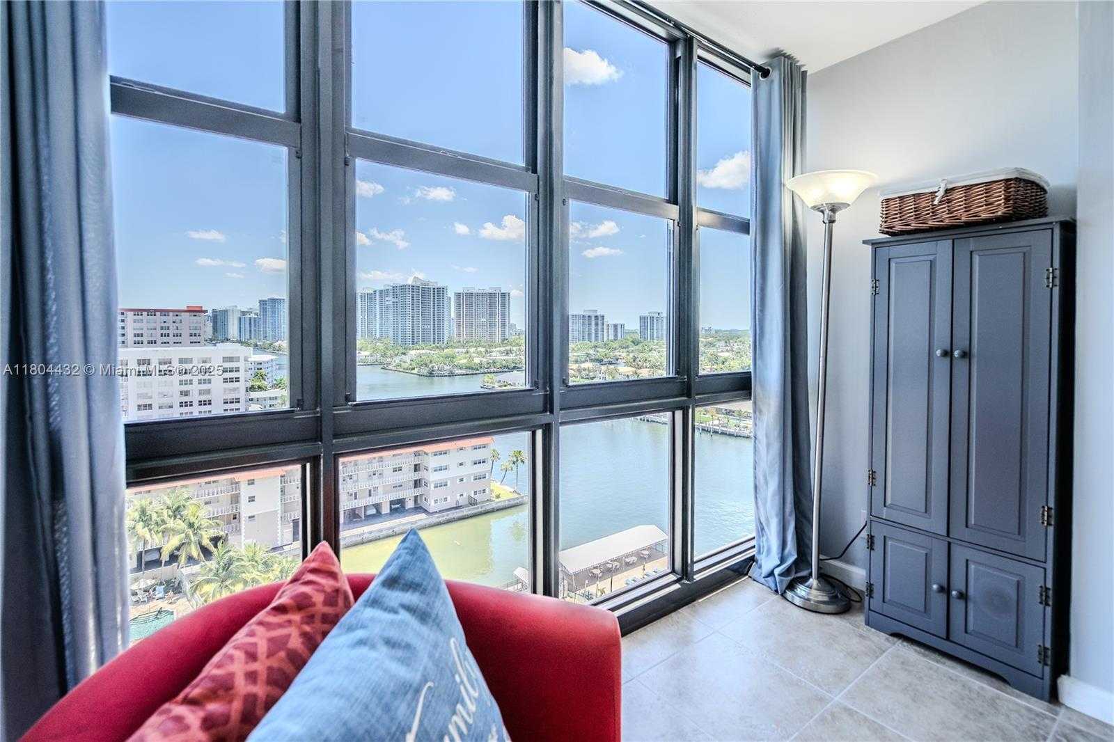 Small Image of 2017 SOUTH OCEAN DR #1404, Hallandale Beach Number 23