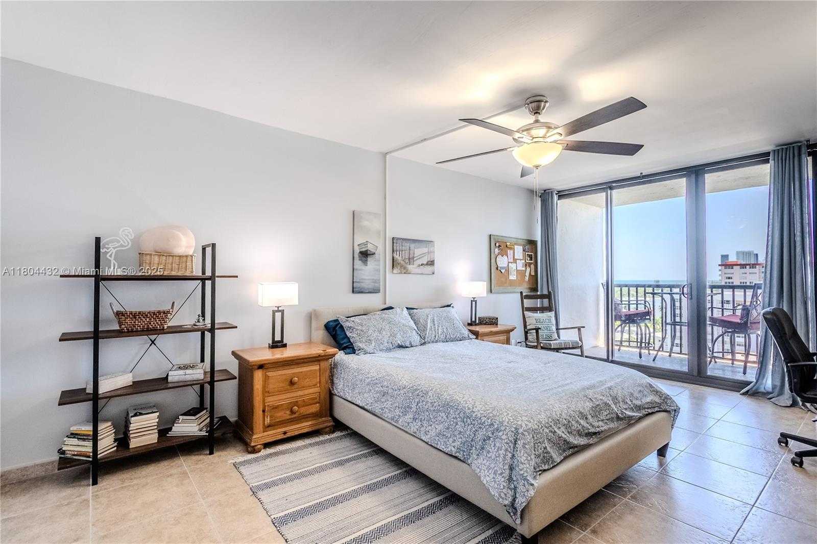 Small Image of 2017 SOUTH OCEAN DR #1404, Hallandale Beach Number 24