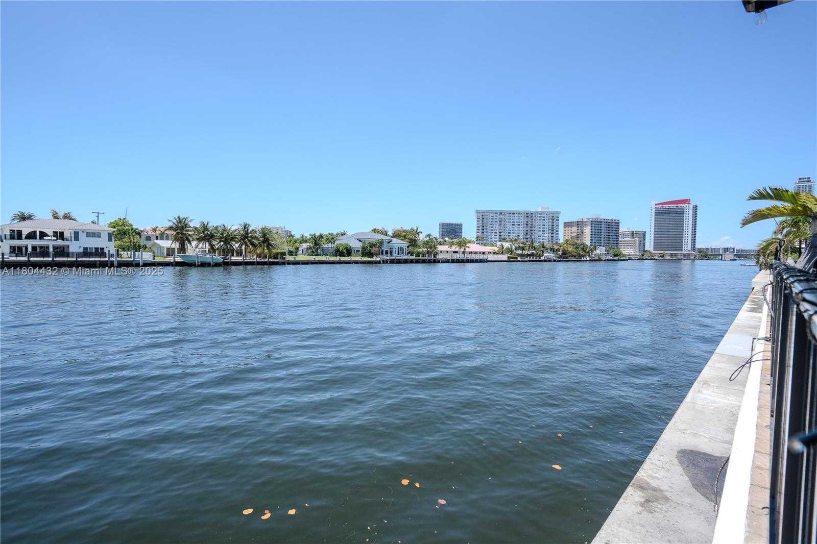 Small Image of 2017 SOUTH OCEAN DR #1404, Hallandale Beach Number 38