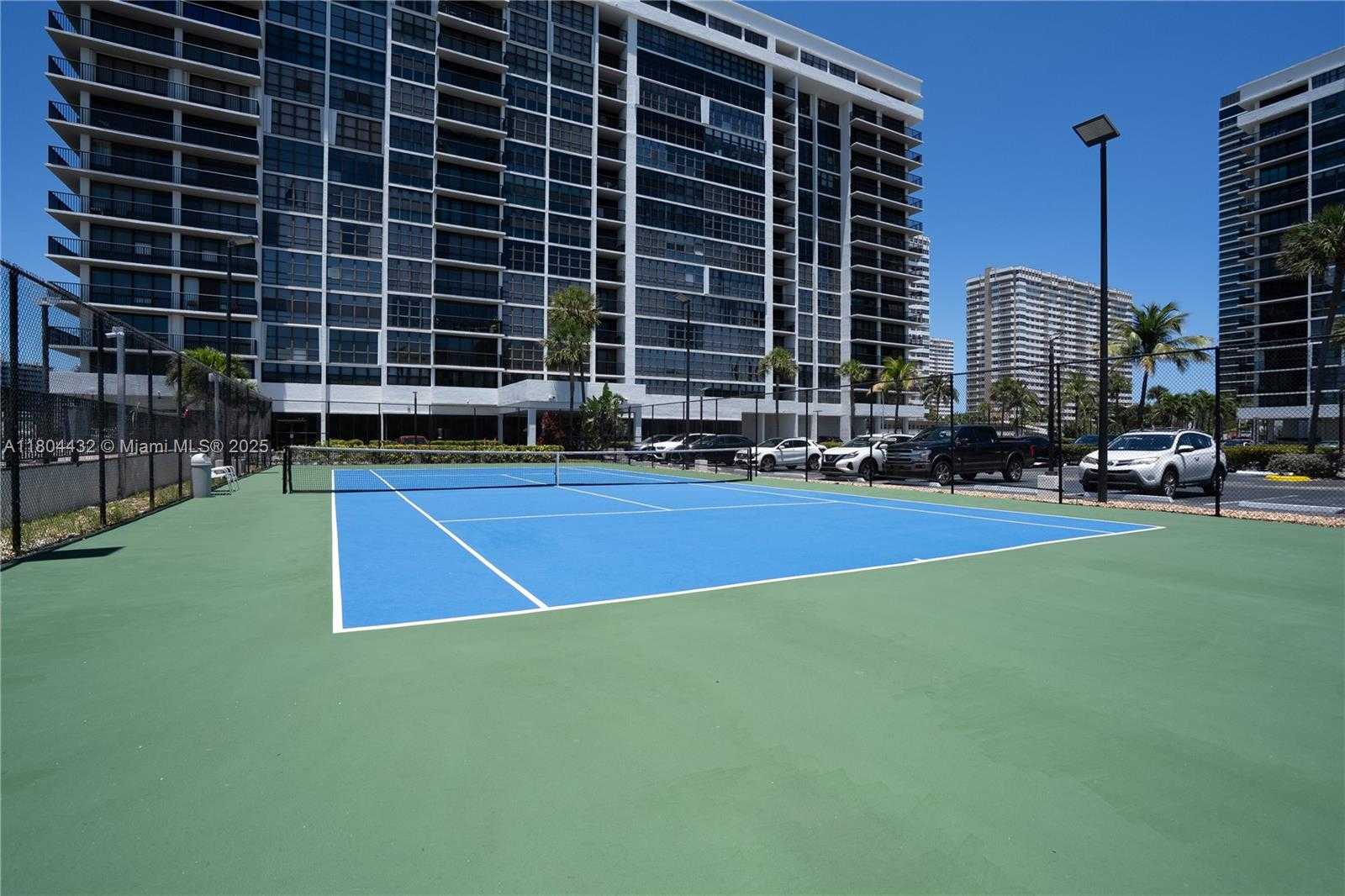 Small Image of 2017 SOUTH OCEAN DR #1404, Hallandale Beach Number 39