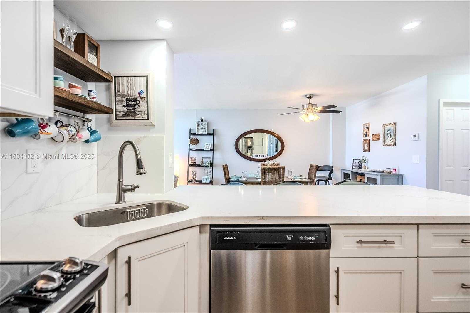Small Image of 2017 SOUTH OCEAN DR #1404, Hallandale Beach Number 8