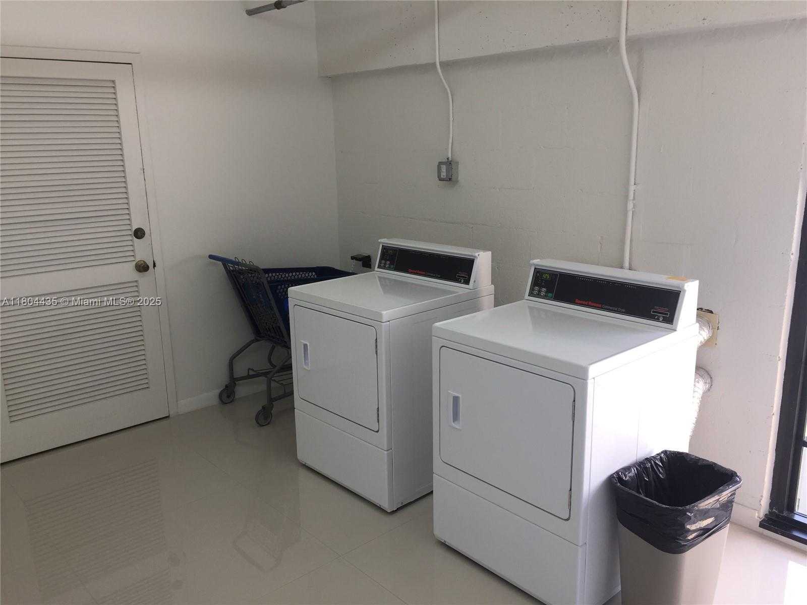 Small Image of 575 CRANDON BLVD #808, Key Biscayne Number 10