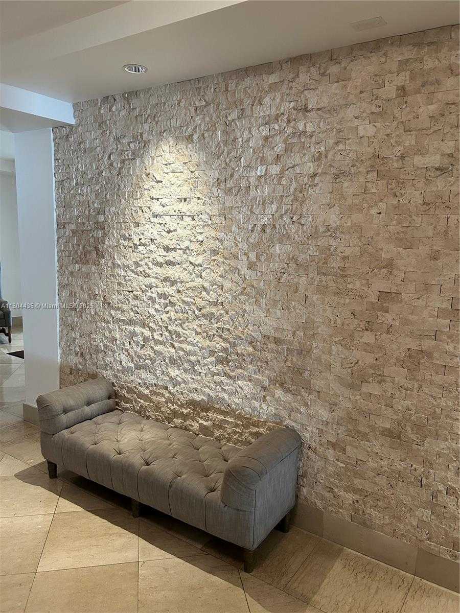Small Image of 575 CRANDON BLVD #808, Key Biscayne Number 17