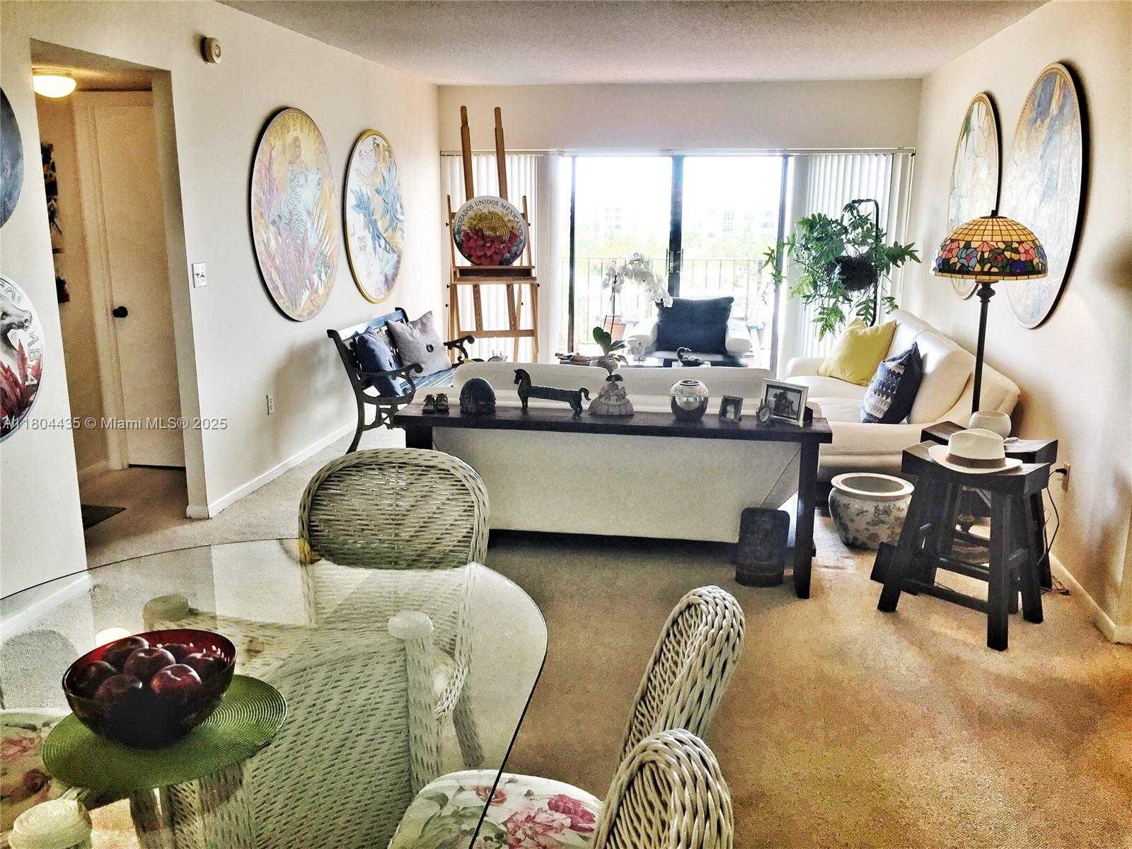 Small Image of 575 CRANDON BLVD #808, Key Biscayne Number 6