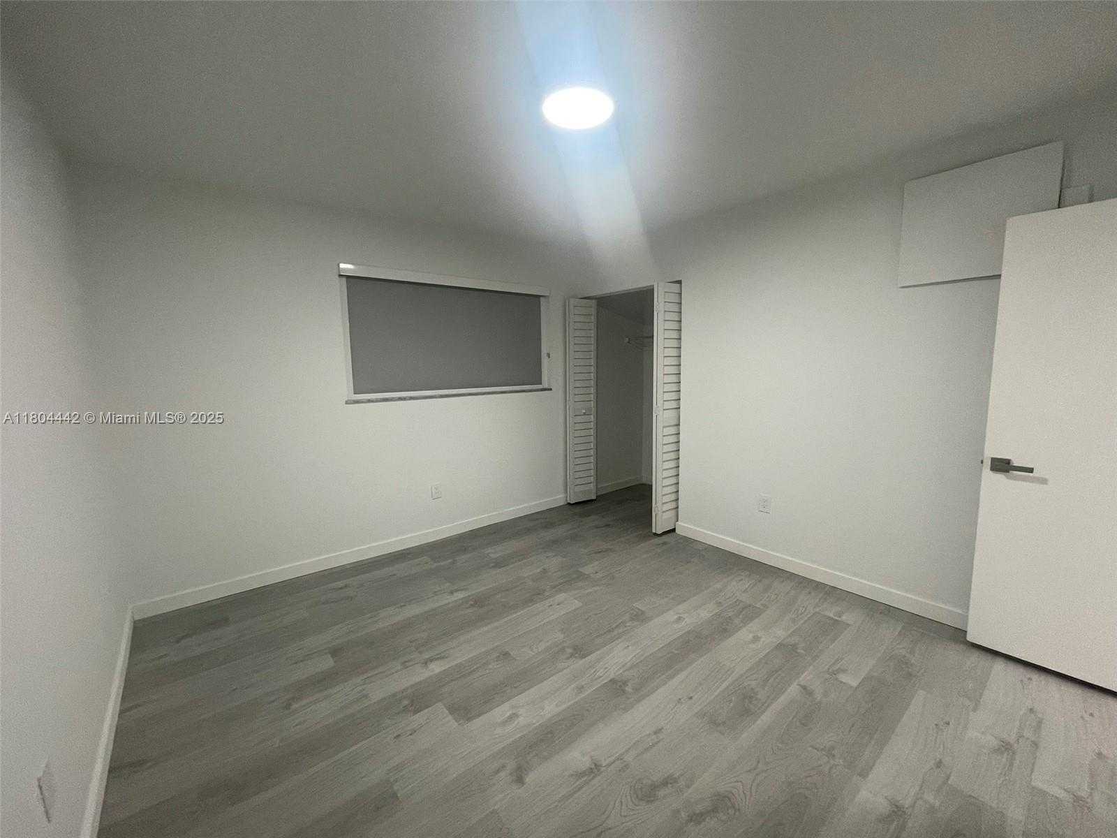 Small Image of 310 NORTH WEST 107TH AVE #208, Miami Number 17