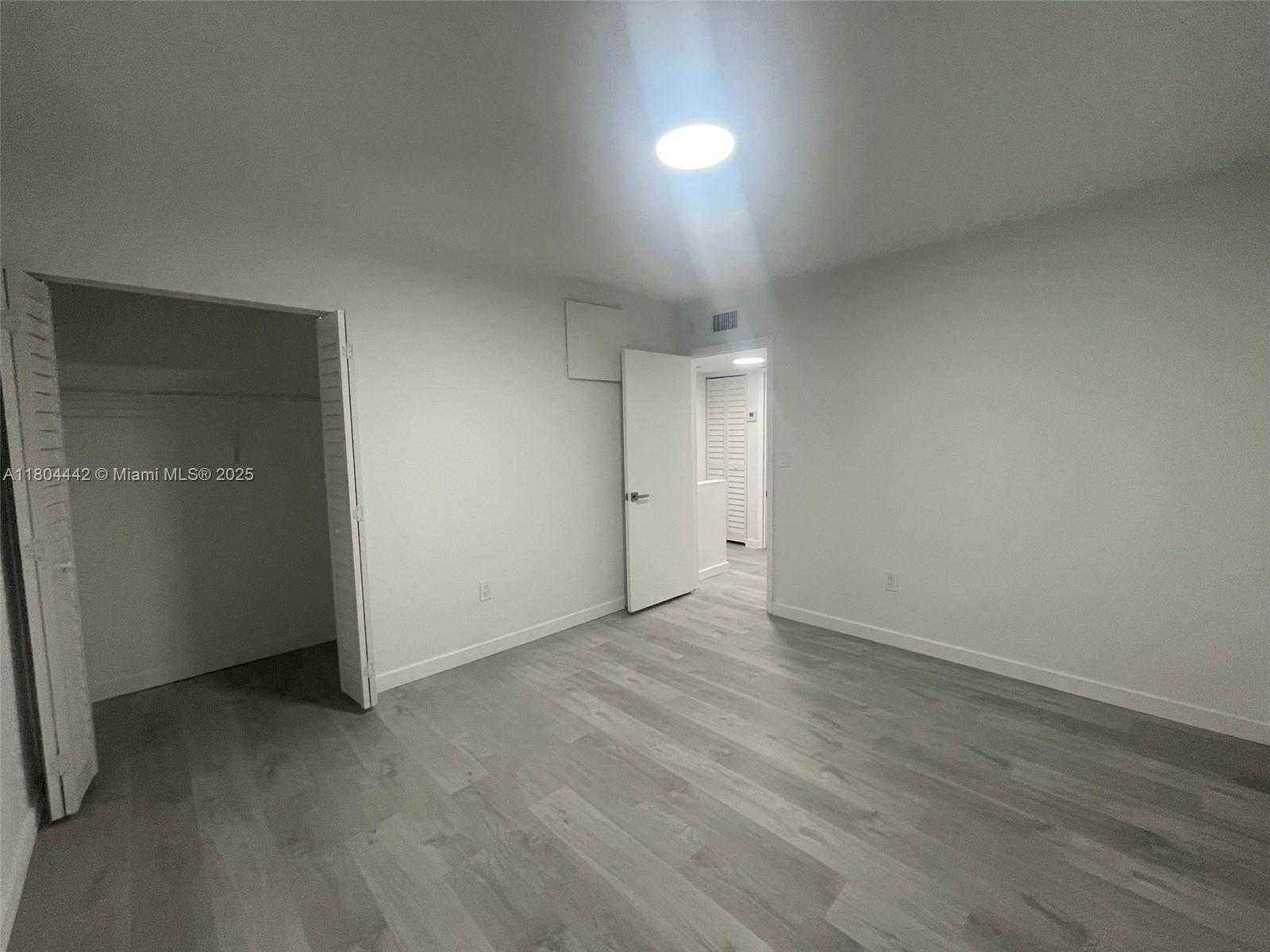 Small Image of 310 NORTH WEST 107TH AVE #208, Miami Number 18