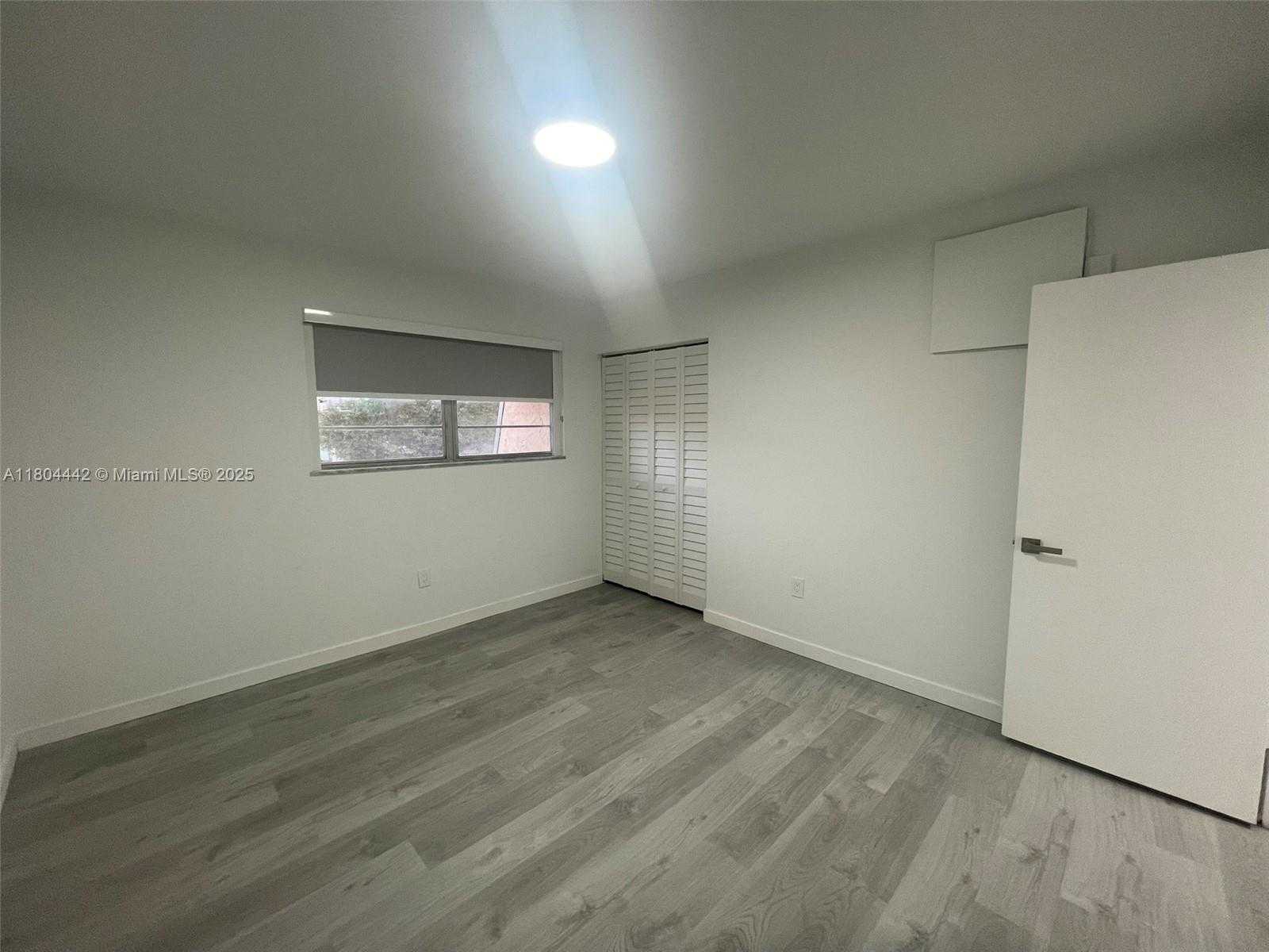 Small Image of 310 NORTH WEST 107TH AVE #208, Miami Number 20