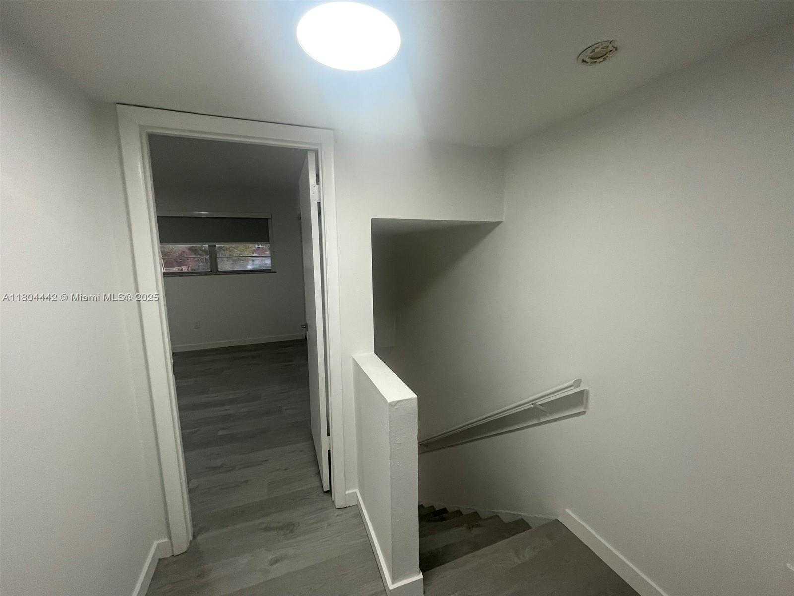 Small Image of 310 NORTH WEST 107TH AVE #208, Miami Number 28