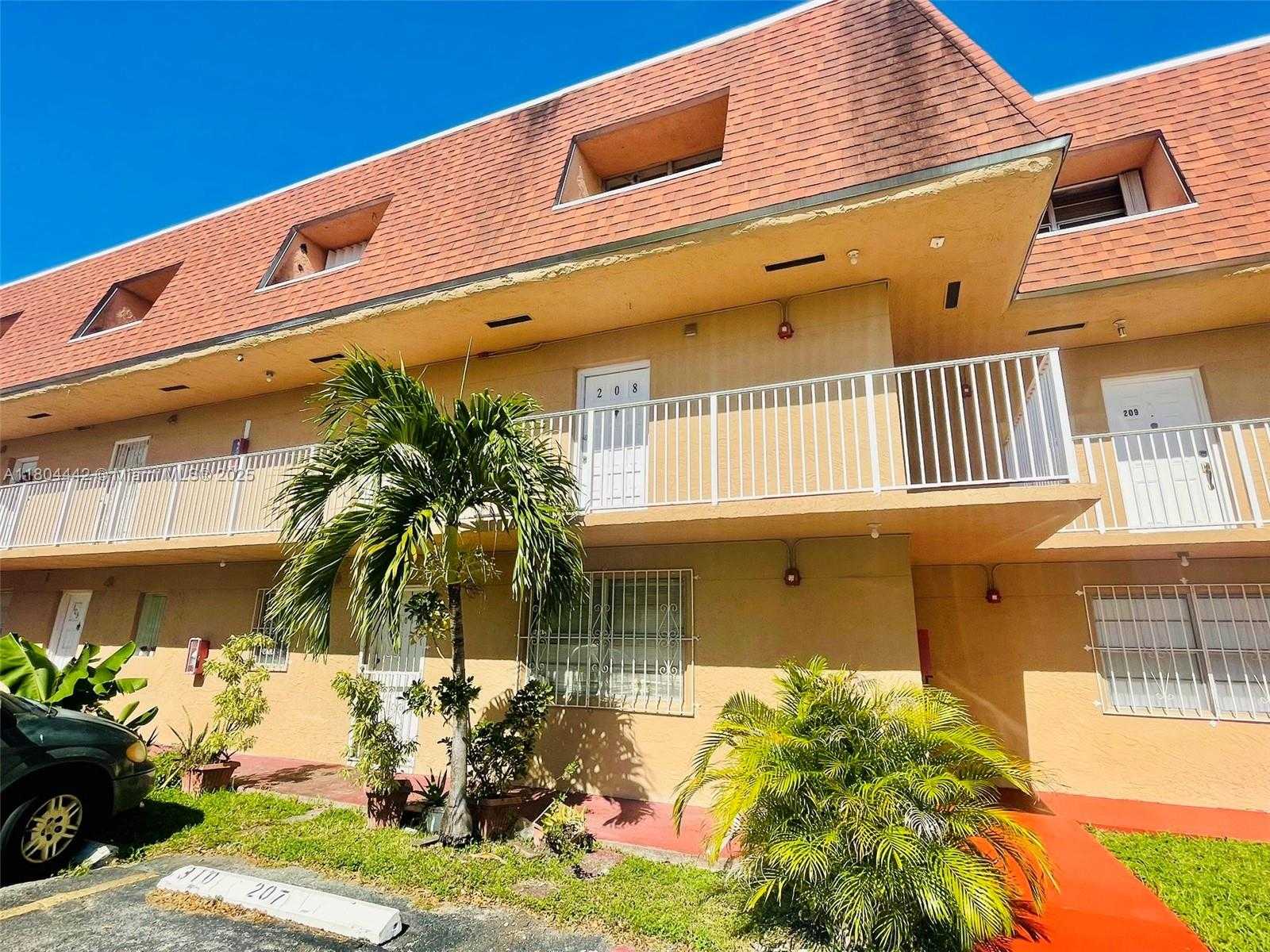 Small Image of 310 NORTH WEST 107TH AVE #208, Miami Number 32