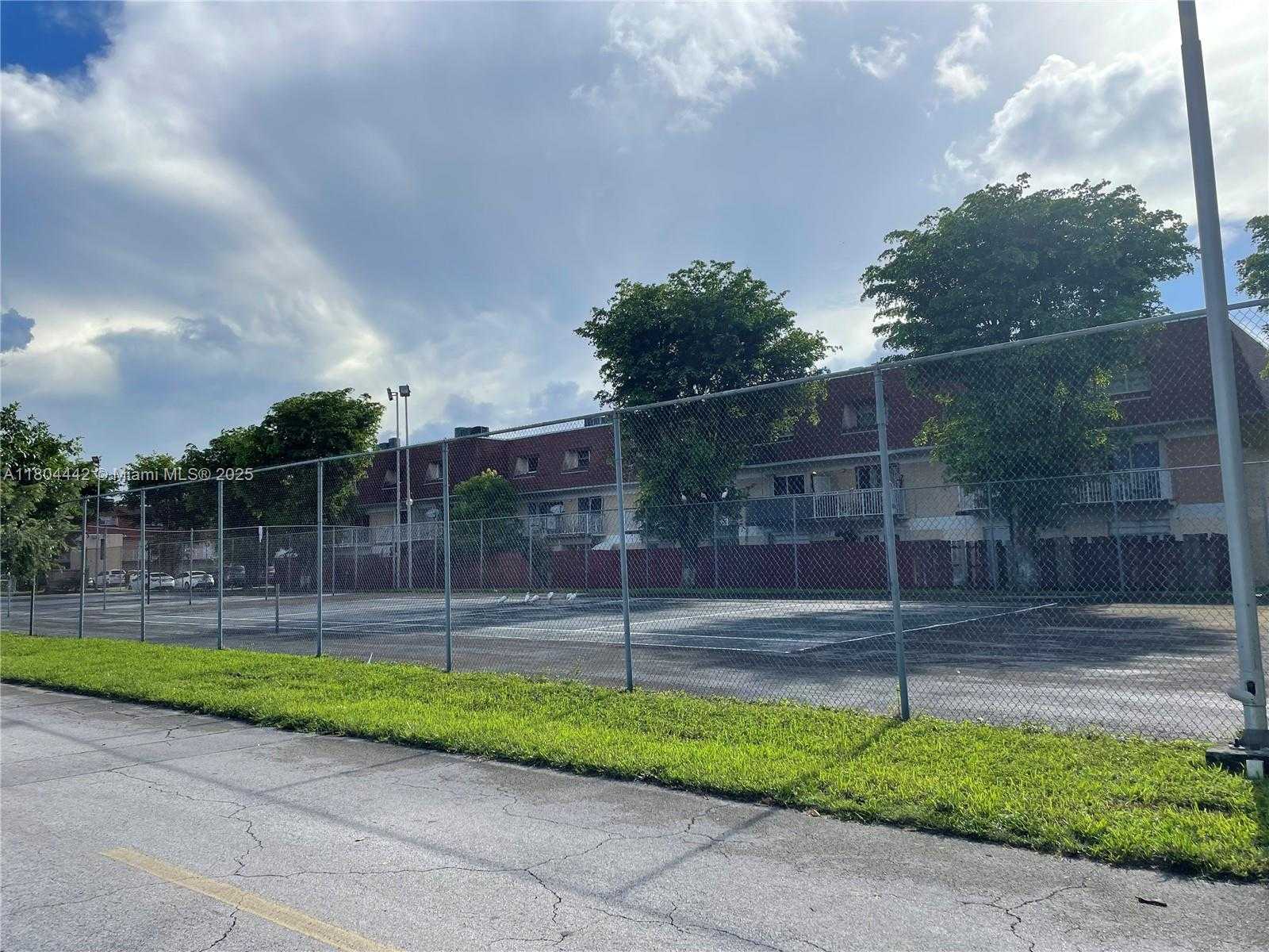 Small Image of 310 NORTH WEST 107TH AVE #208, Miami Number 36