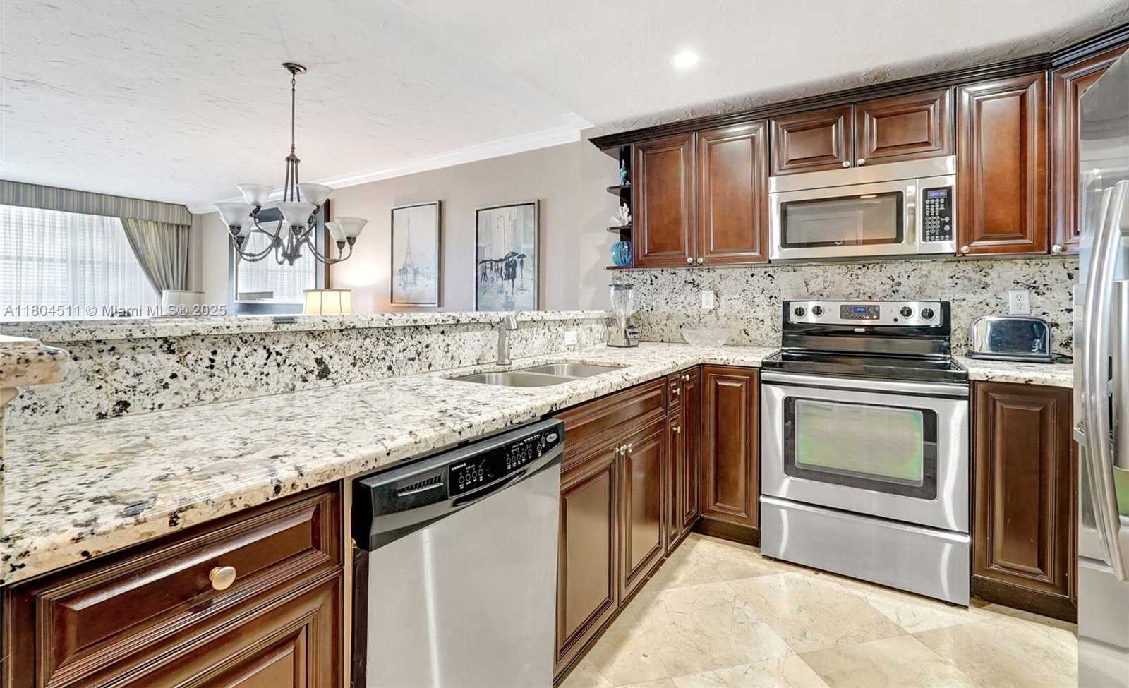 Small Image of 3725 SOUTH OCEAN DR #1014, Hollywood Number 15