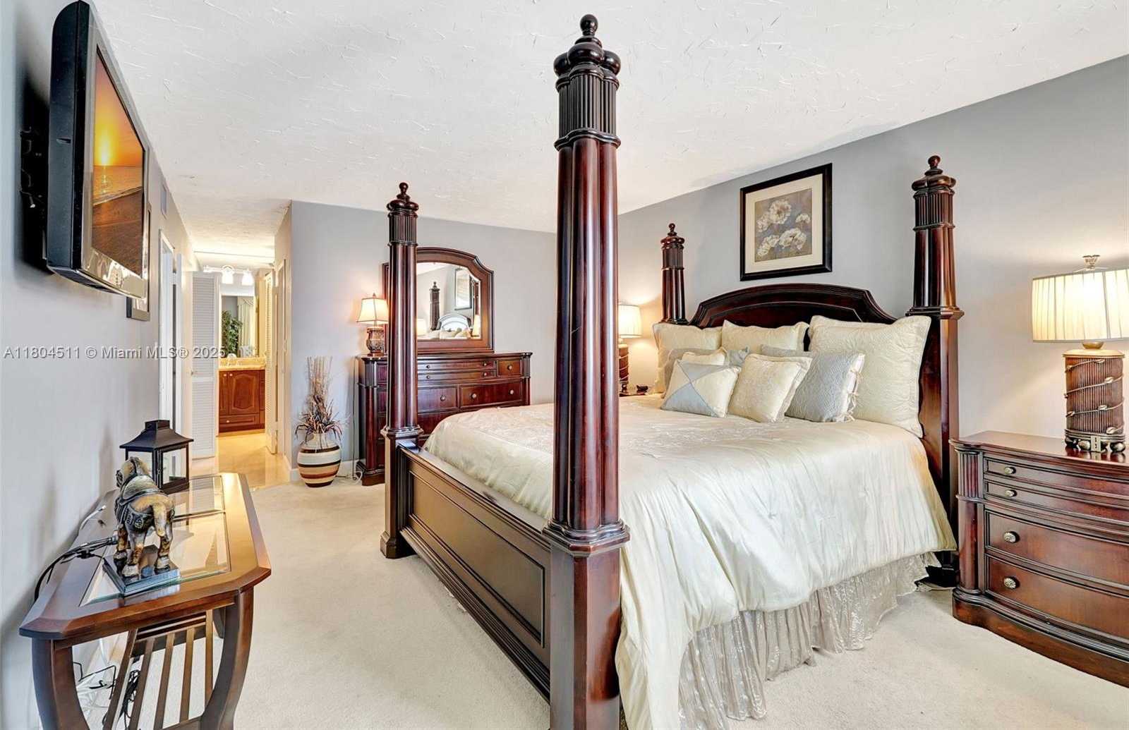 Small Image of 3725 SOUTH OCEAN DR #1014, Hollywood Number 26