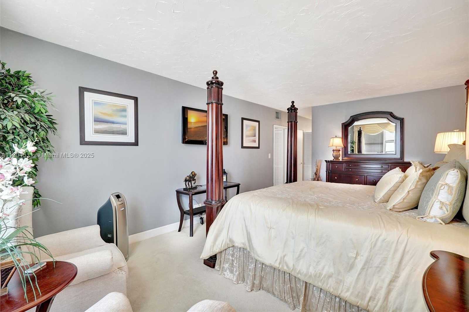 Small Image of 3725 SOUTH OCEAN DR #1014, Hollywood Number 27