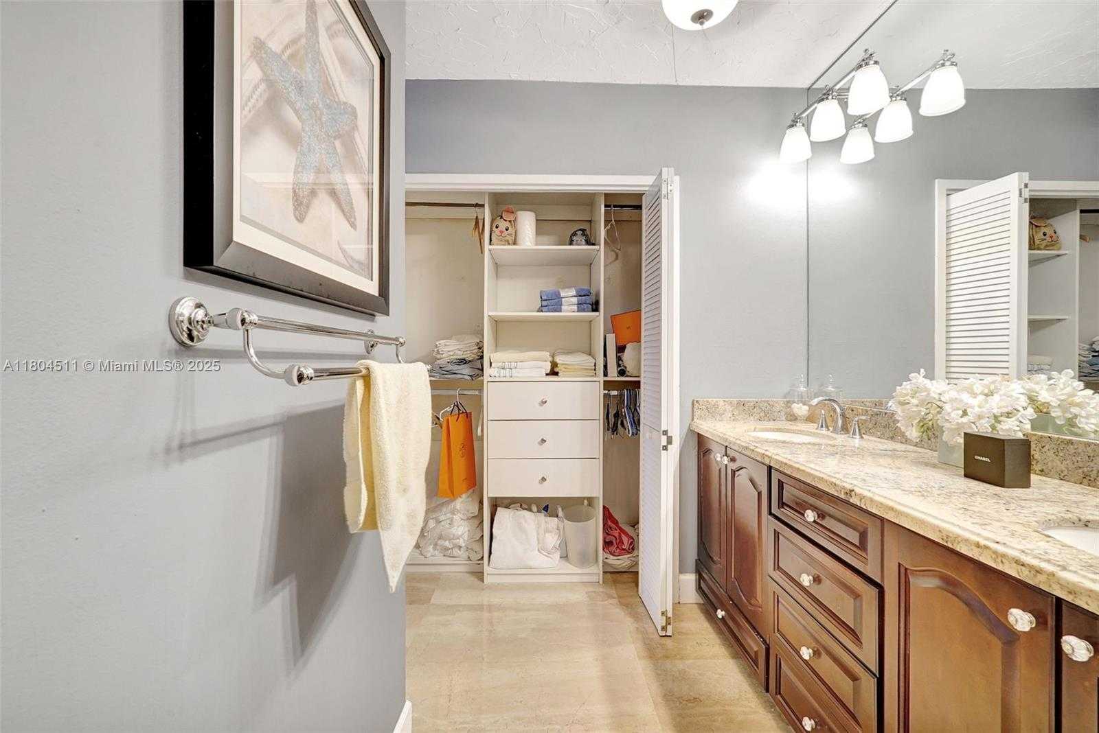 Small Image of 3725 SOUTH OCEAN DR #1014, Hollywood Number 31