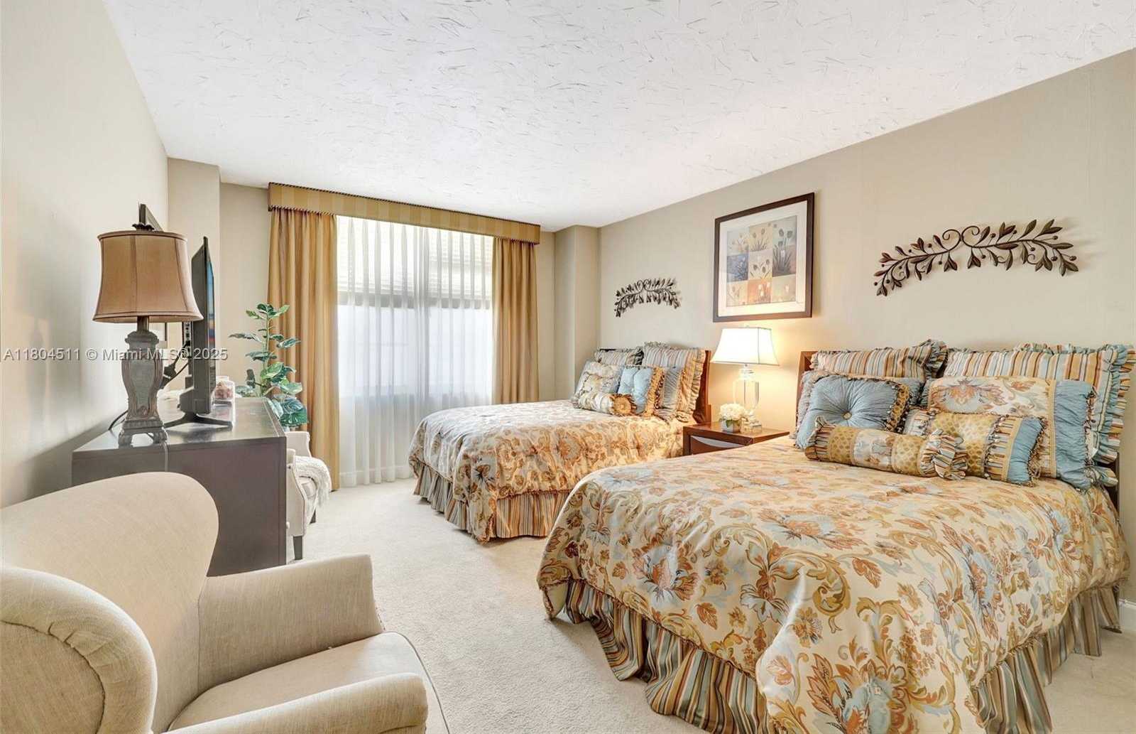 Small Image of 3725 SOUTH OCEAN DR #1014, Hollywood Number 37