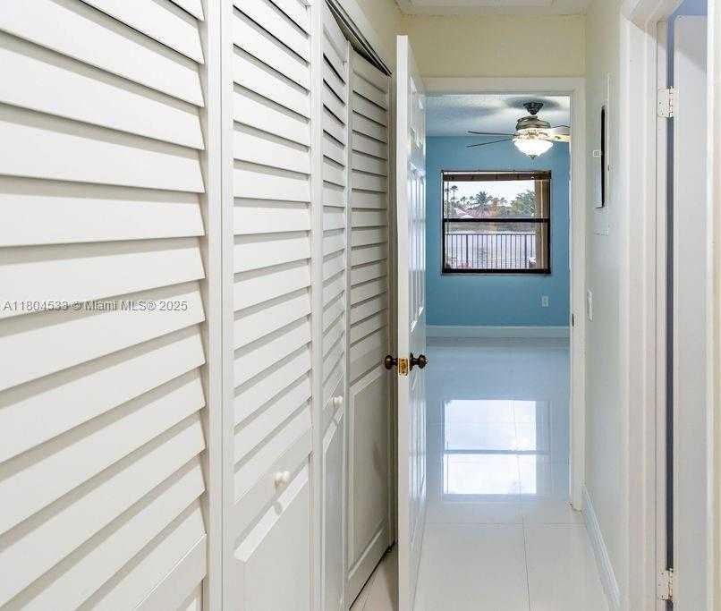 Small Image of 17359 NORTH WEST 66TH CT, Hialeah Number 21