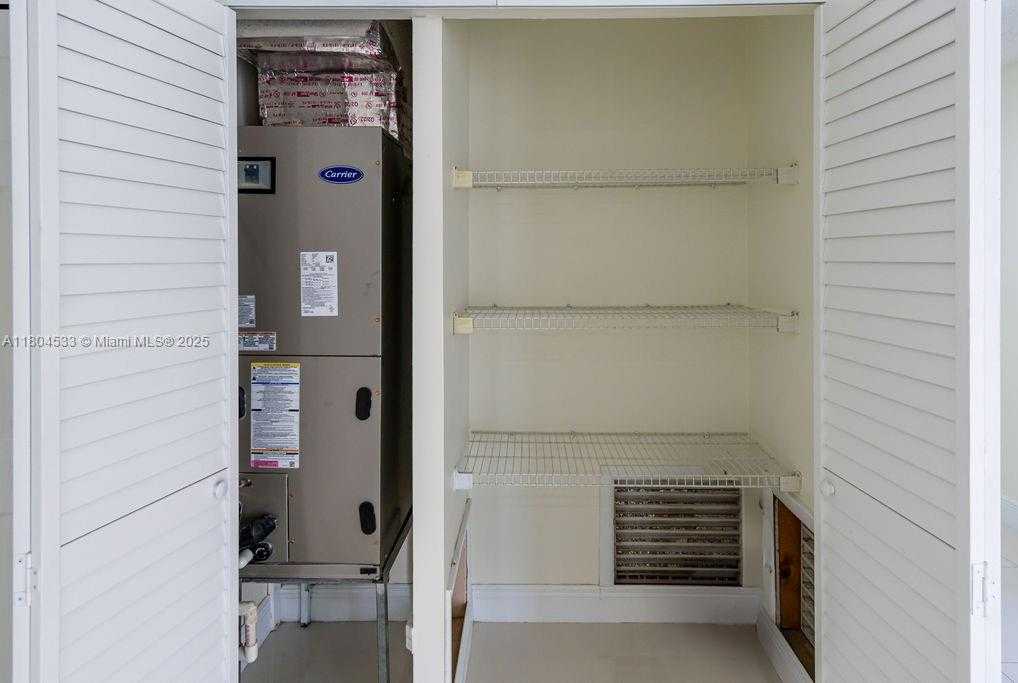 Small Image of 17359 NORTH WEST 66TH CT, Hialeah Number 26