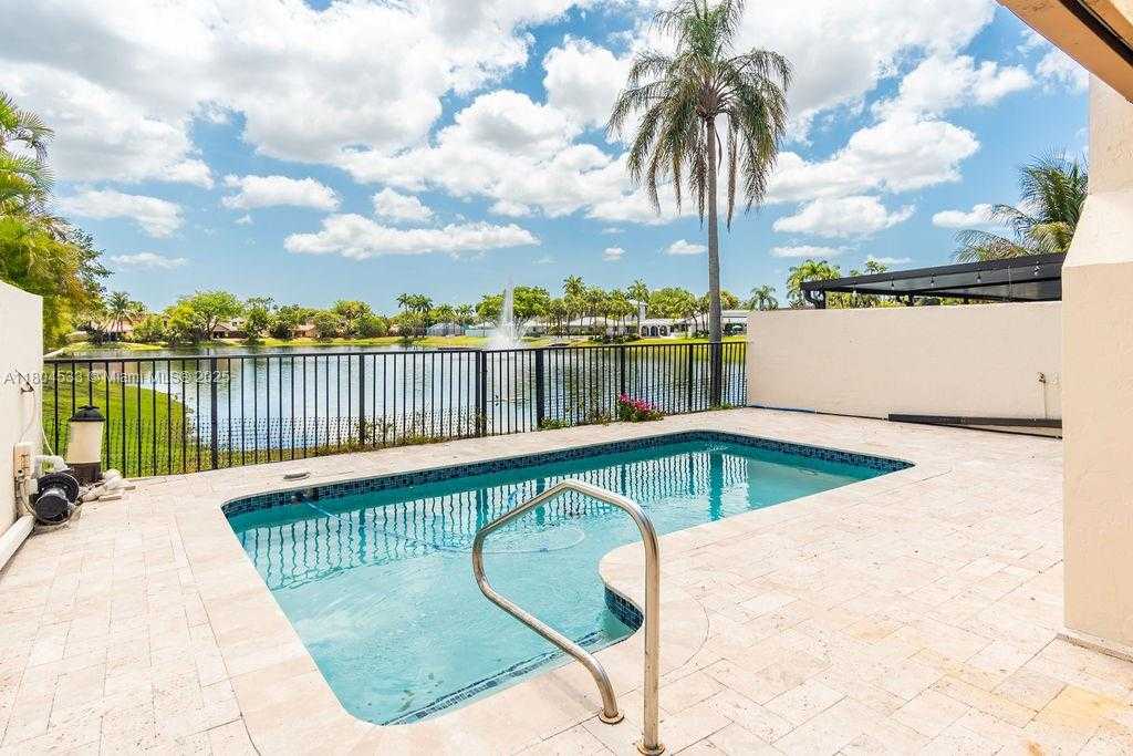 Small Image of 17359 NORTH WEST 66TH CT, Hialeah Number 29