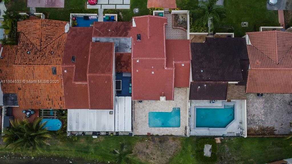 Small Image of 17359 NORTH WEST 66TH CT, Hialeah Number 31