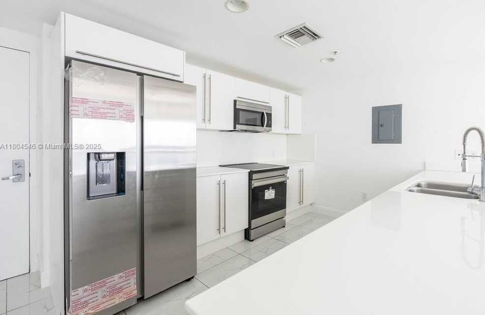 Small Image of 665 NORTH EAST 25TH ST #405, Miami Number 3