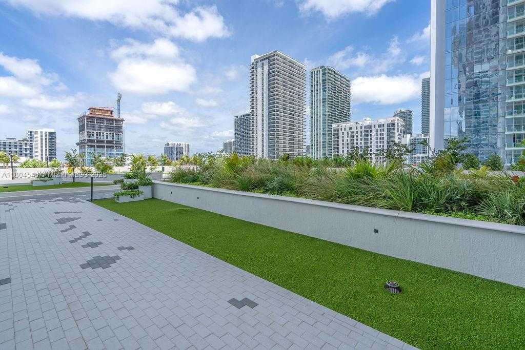 Small Image of 665 NORTH EAST 25TH ST #405, Miami Number 39