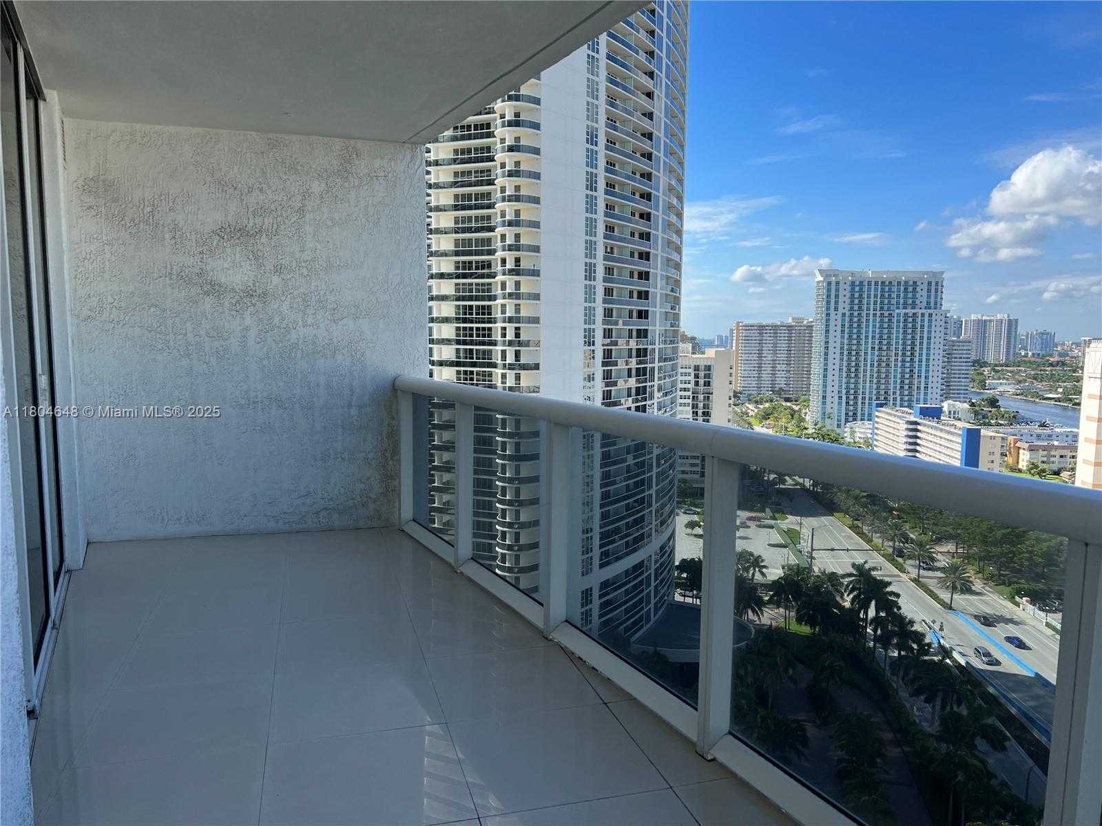 Small Image of 1800 SOUTH OCEAN DR #2006, Hallandale Beach Number 10