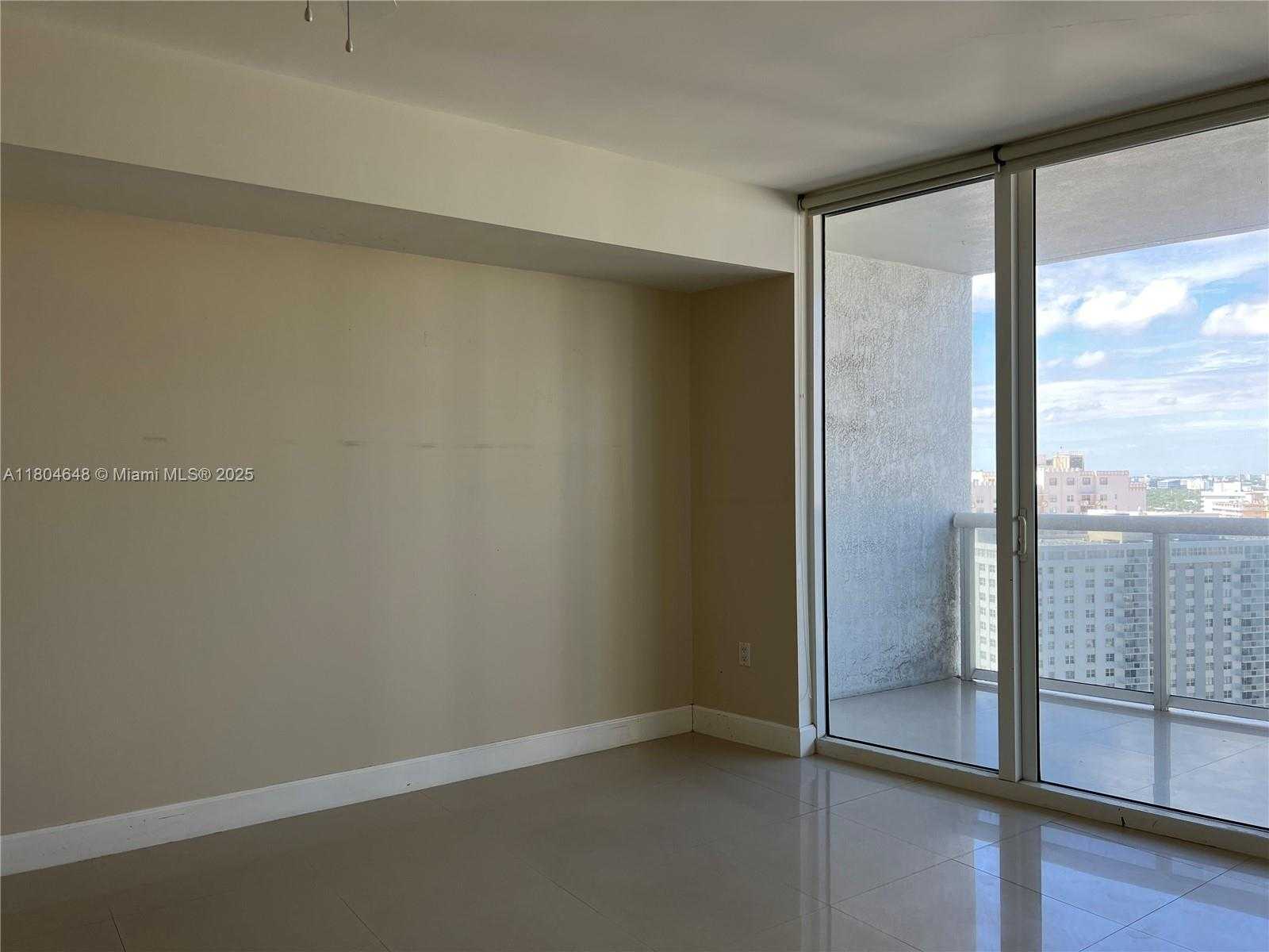 Small Image of 1800 SOUTH OCEAN DR #2006, Hallandale Beach Number 26