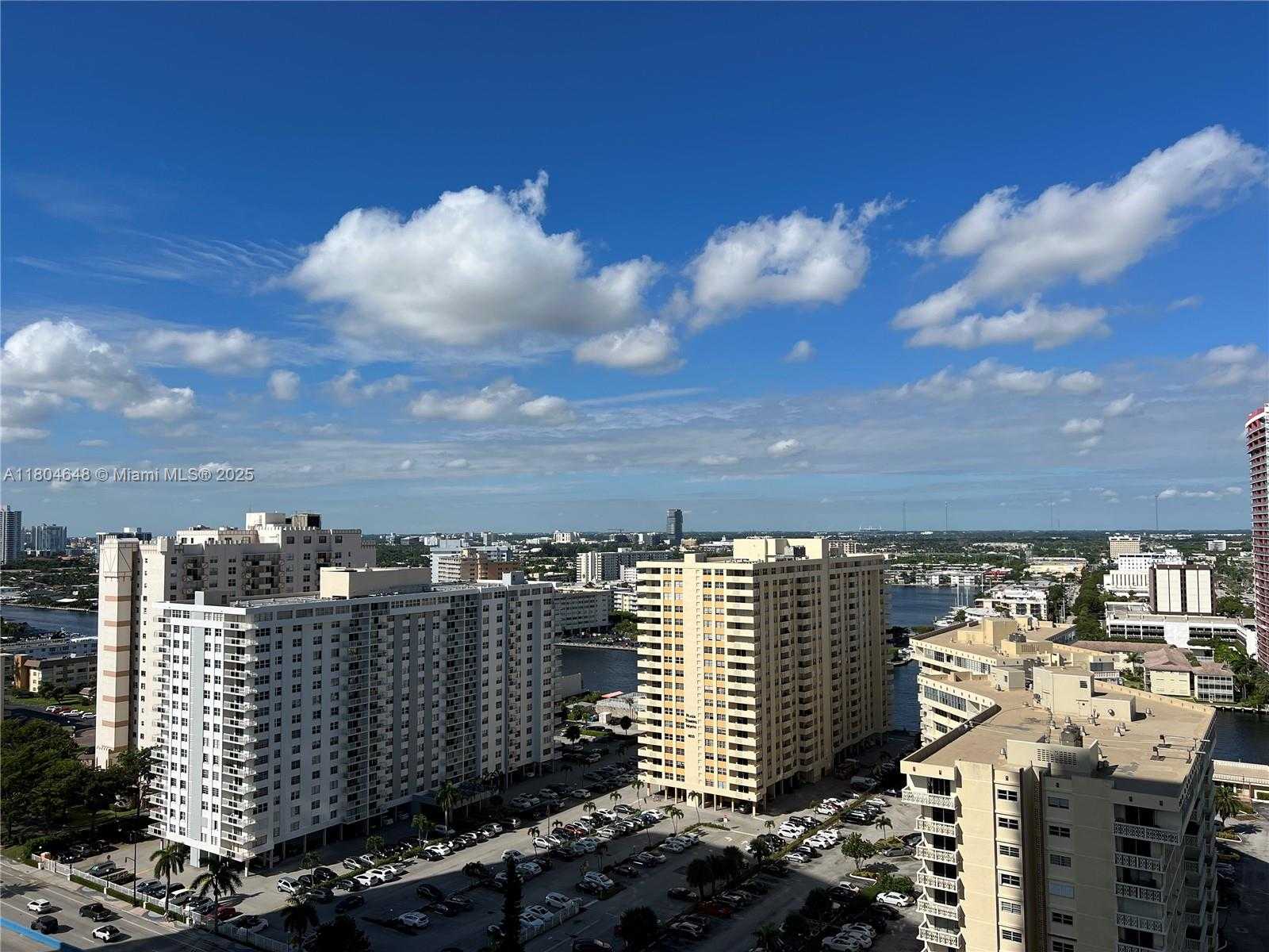 Small Image of 1800 SOUTH OCEAN DR #2006, Hallandale Beach Number 7