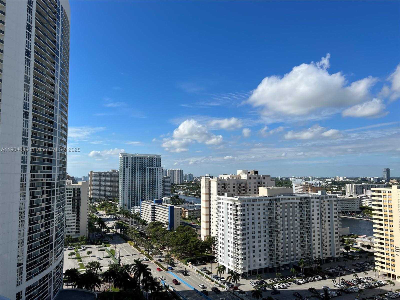Small Image of 1800 SOUTH OCEAN DR #2006, Hallandale Beach Number 8