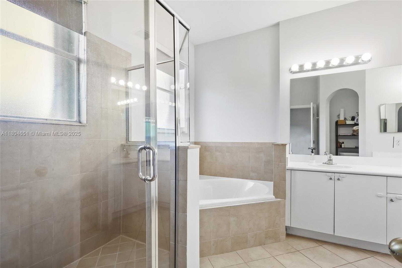 Small Image of 12956 SOUTH WEST 134TH TERR, Miami Number 9