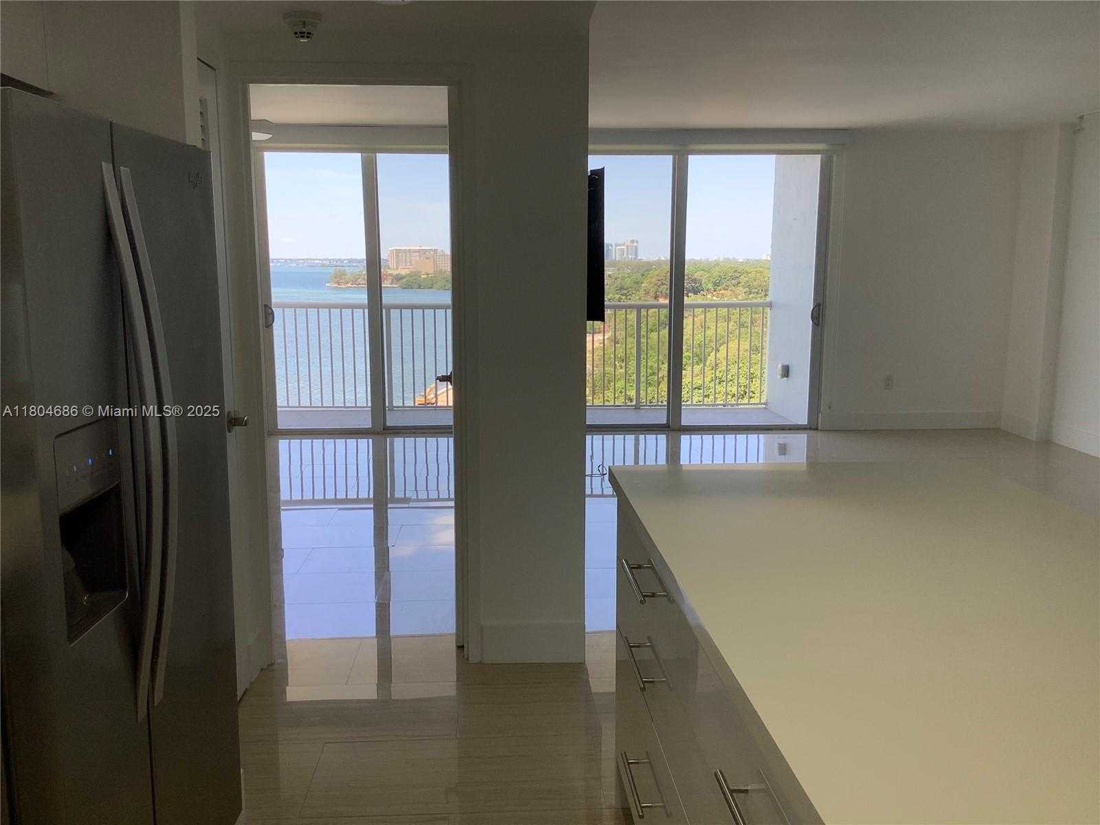Small Image of 150 SOUTH EAST 25 RD #14H, Miami Number 6