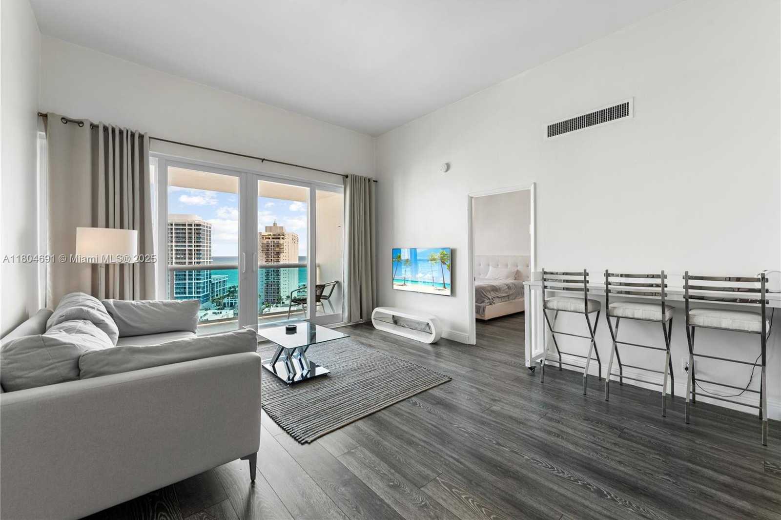 Small Image of 6770 INDIAN CREEK DR #TSA1, Miami Beach Number 3