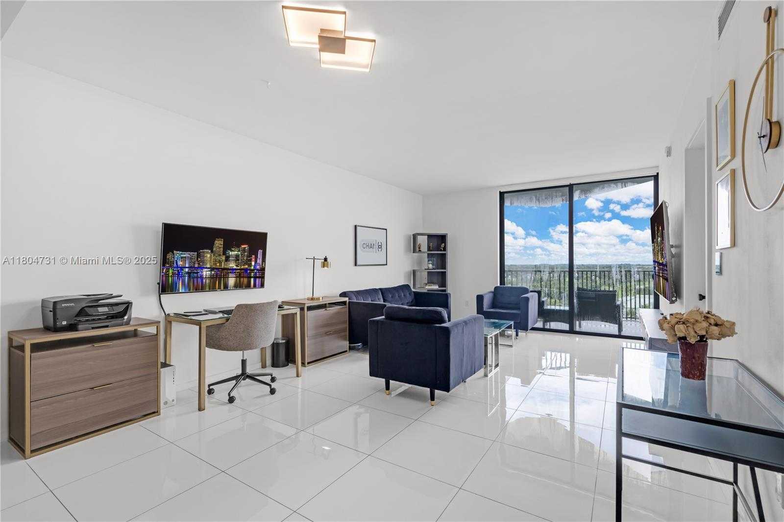 Small Image of 5300 PASEO BLVD #810, Doral Number 10