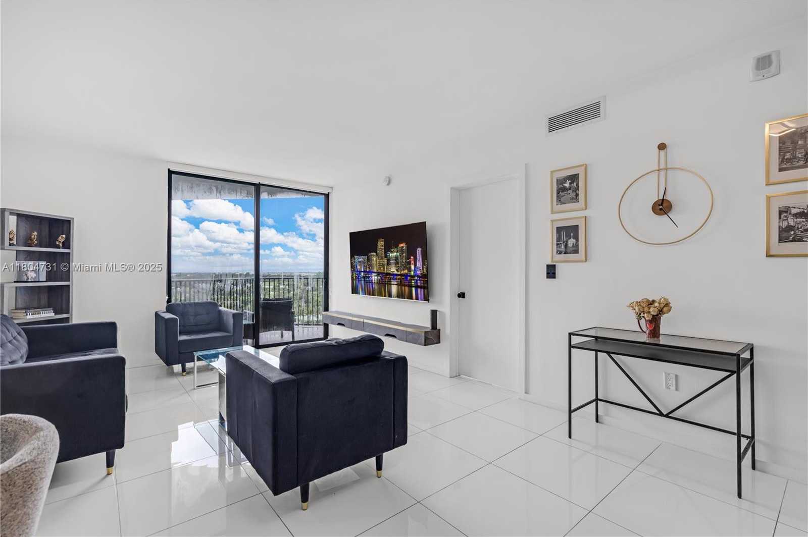 Small Image of 5300 PASEO BLVD #810, Doral Number 12