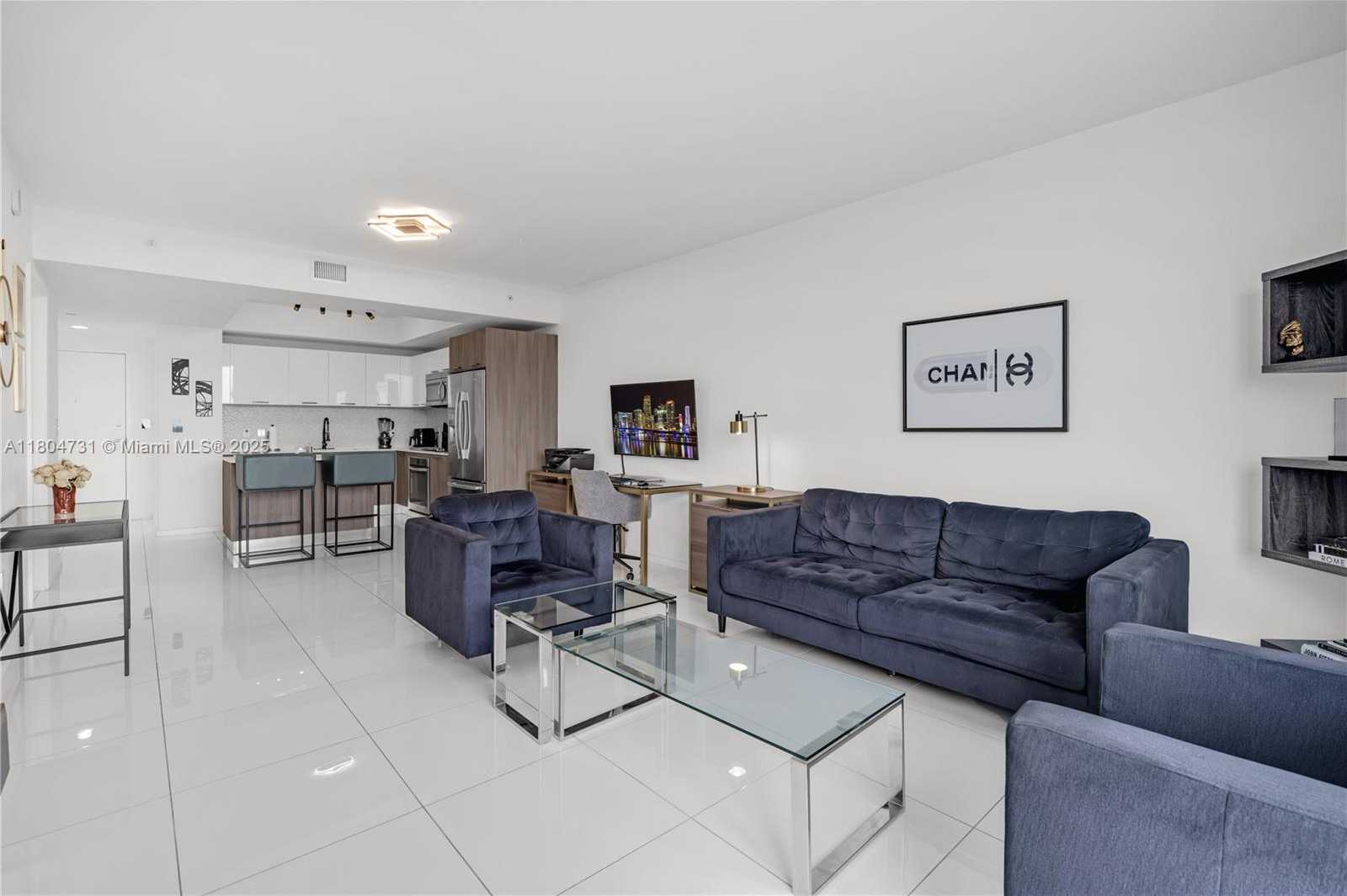 Small Image of 5300 PASEO BLVD #810, Doral Number 13