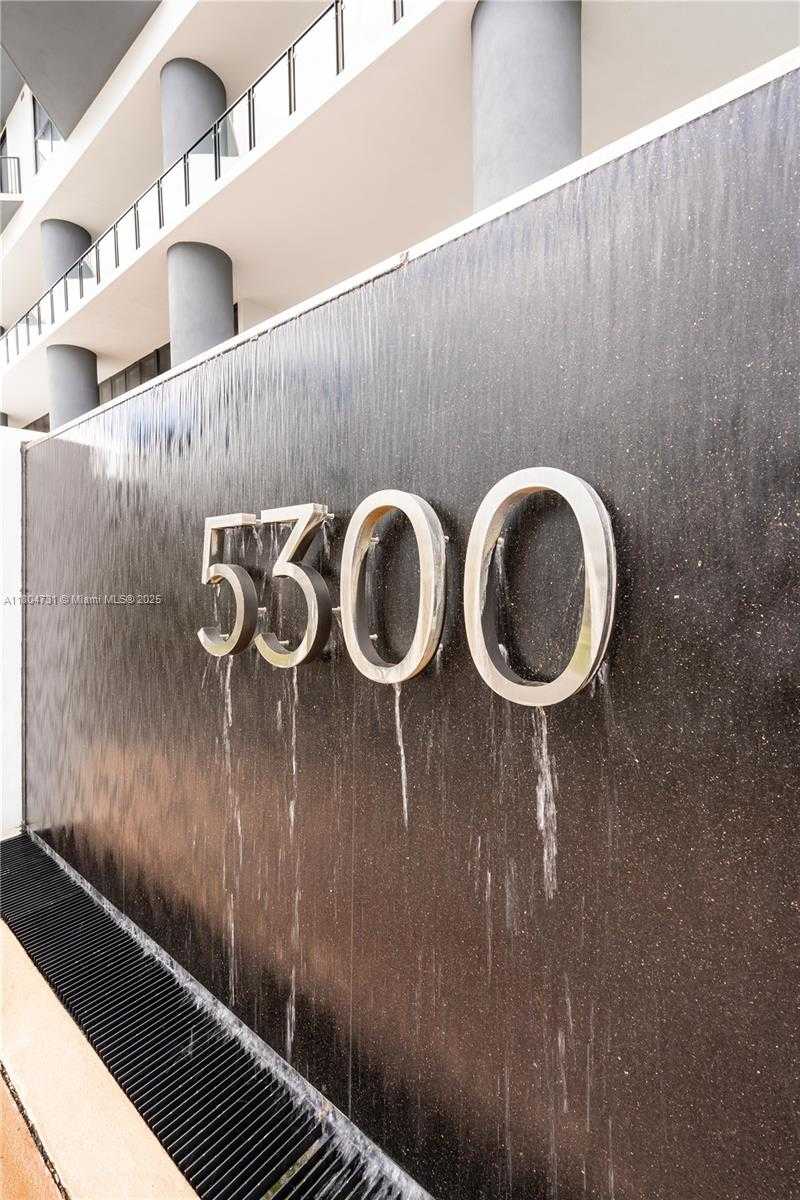Small Image of 5300 PASEO BLVD #810, Doral Number 2