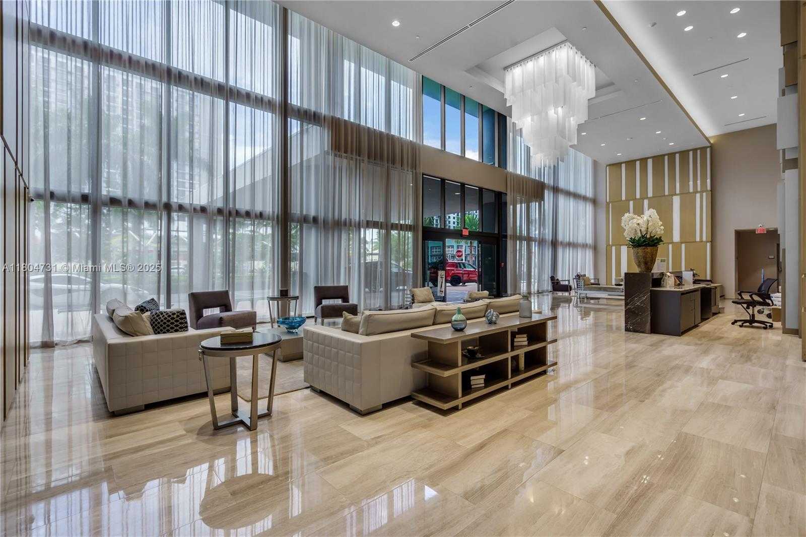 Small Image of 5300 PASEO BLVD #810, Doral Number 4