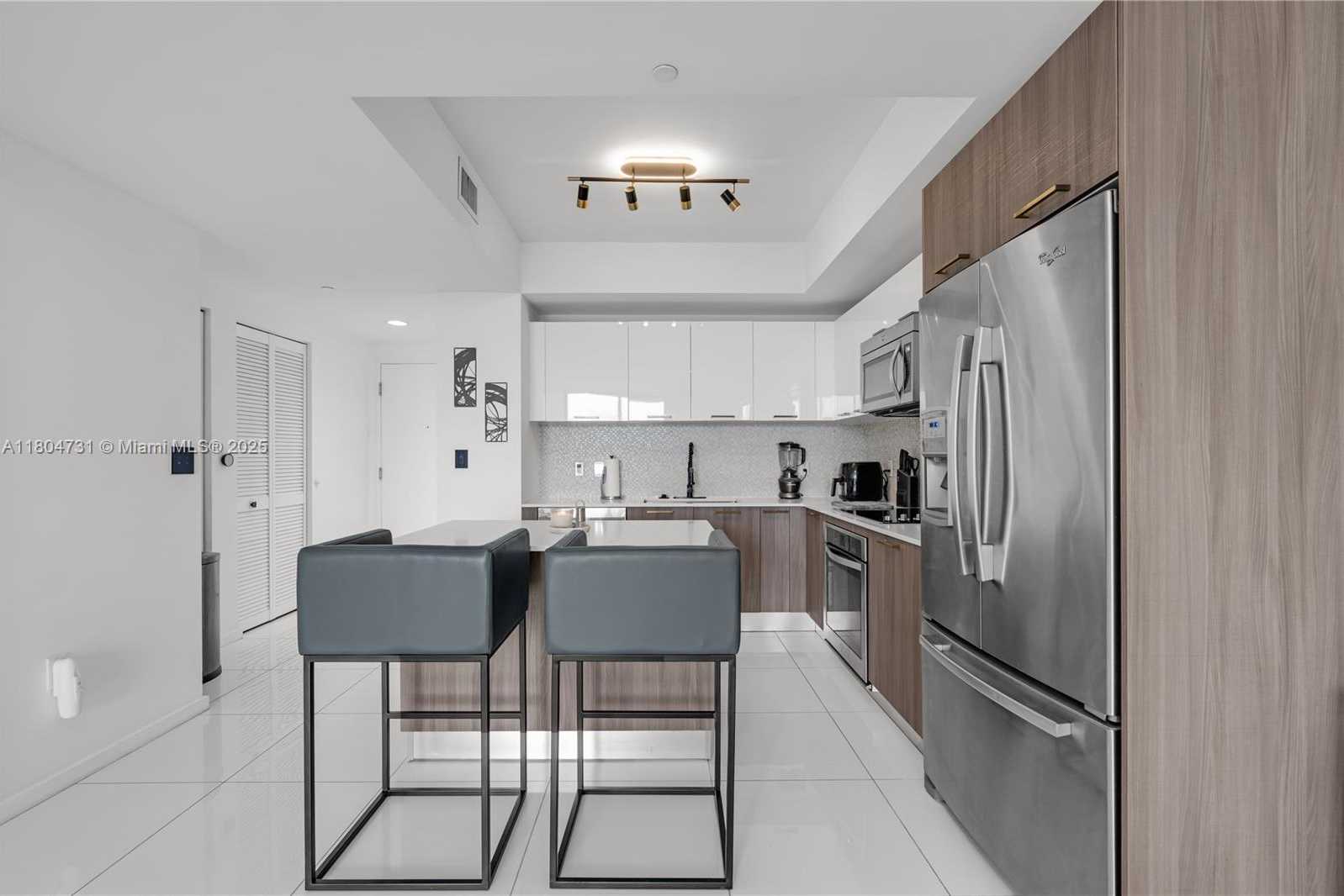 Small Image of 5300 PASEO BLVD #810, Doral Number 9