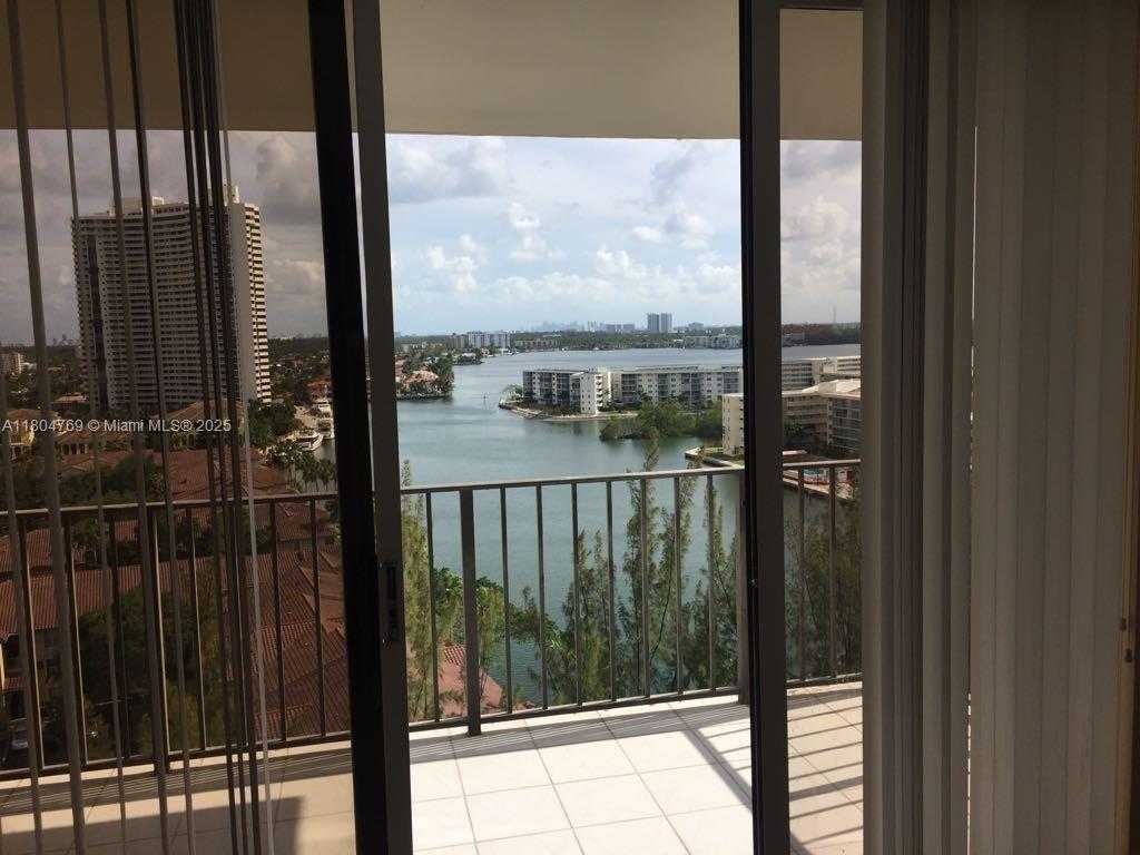 Small Image of 18151 NORTH EAST 31ST CT #1505, Aventura Number 4