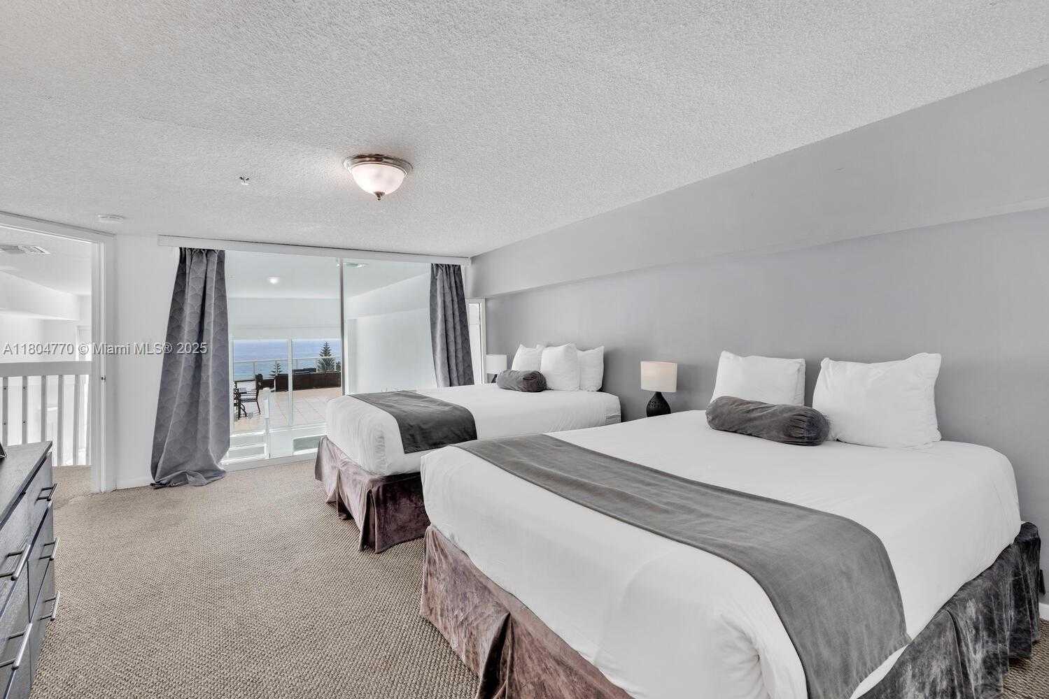 Small Image of 5445 COLLINS AVE #M9 M10 M11 M12, Miami Beach Number 24