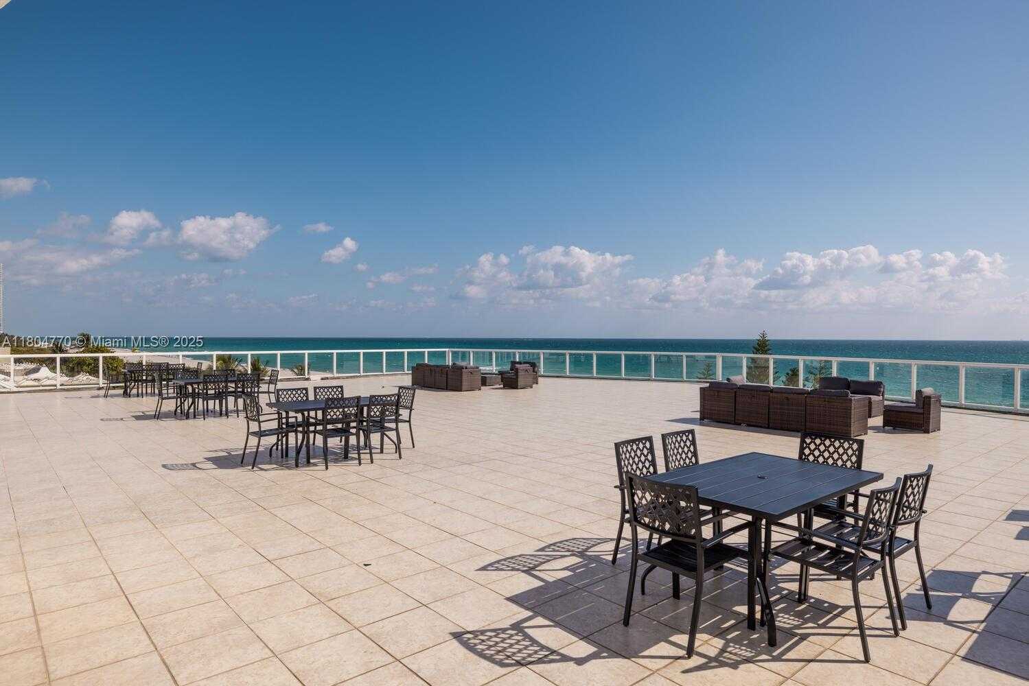 Small Image of 5445 COLLINS AVE #M9 M10 M11 M12, Miami Beach Number 35