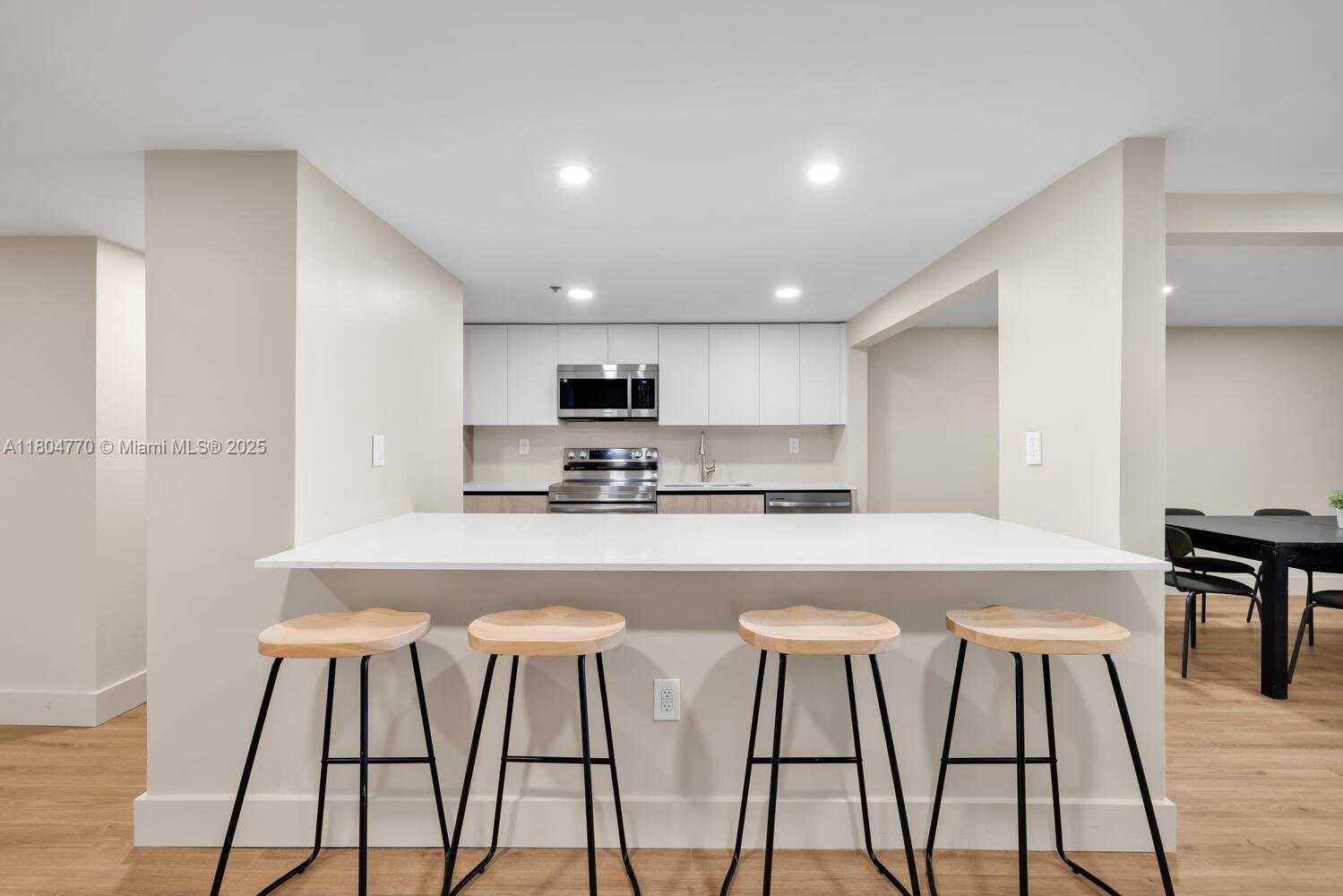 Small Image of 5445 COLLINS AVE #M9 M10 M11 M12, Miami Beach Number 4