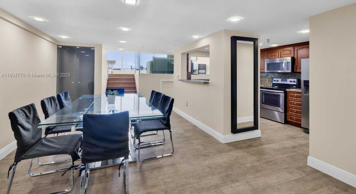 Small Image of 5445 COLLINS AVE #M9 M10 M11 M12, Miami Beach Number 63