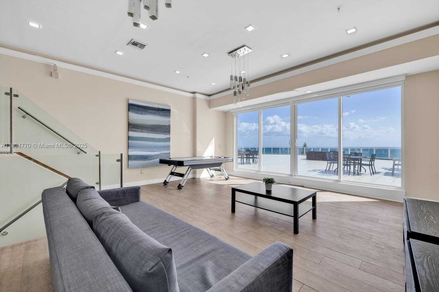 Small Image of 5445 COLLINS AVE #M9 M10 M11 M12, Miami Beach Number 70