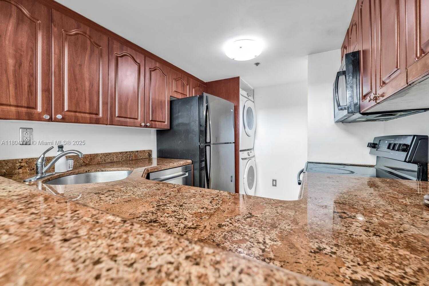 Small Image of 5445 COLLINS AVE #M9 M10 M11 M12, Miami Beach Number 85